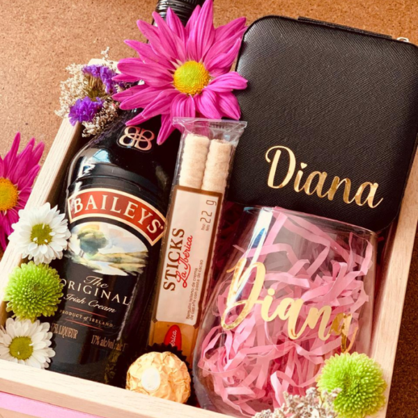 Mamá Happy Hour - Image 2